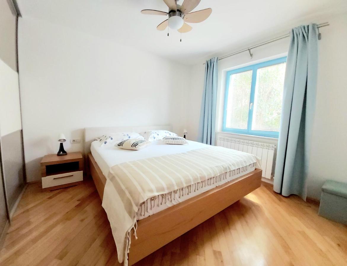 Salt & Sage Apartment Manzano Eksteriør billede